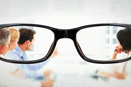 眼周呵护之道，掌握秘诀，焕发肌肤光彩