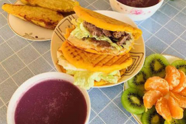 酸奶加亚麻籽油，营养健康的双重功效