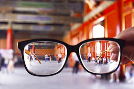 眼睛近视矫正,费用与选择的重要性