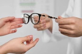 迷雾之眼,为什么眼睛突然模糊